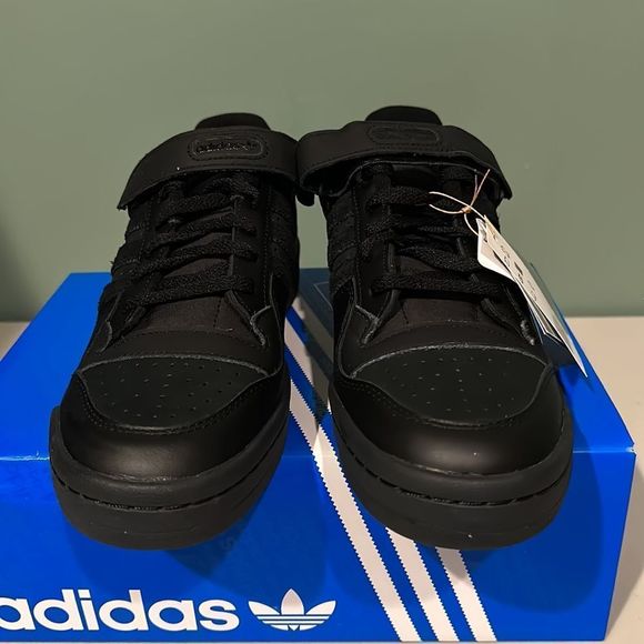 Adidas Men’s Forum Low Triple Black Sneaker BRAND NEW MULTIPLE SIZES - Picture 5 of 5
